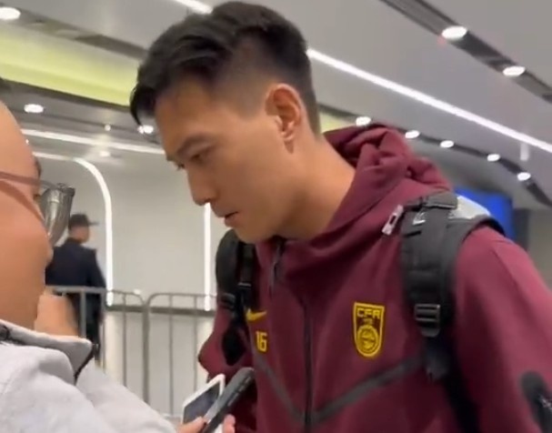 極限勾球送助攻！蔣圣龍：希望拿到最理想分?jǐn)?shù) 每次踢完身上都很痛